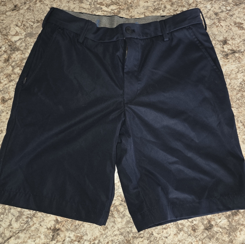 Izod Cadet Blue Flat Front Chino Shorts 32" Inseam NWT